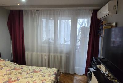 Vanzare apartament decomandat 3 camere 1 Decembrie / Titan / Ozana - 5