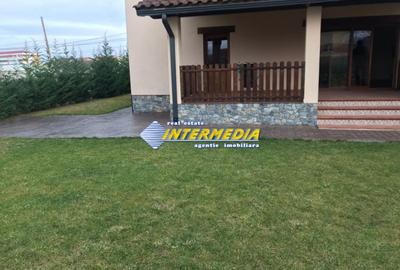 Casa de vanzare Alba Iulia CETATE cu 4 dormitoare si living finisata complet - 11