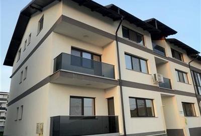 Apartament de vanzare - La Stejari - 3