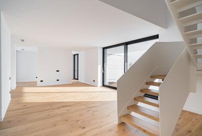 Vila 6 camere in Amber Forest - 1