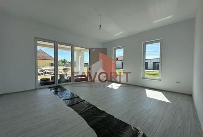 Duplex | Parter + Etaj | Toate utilitatile | Curte generoasa | Sacalaz - 3
