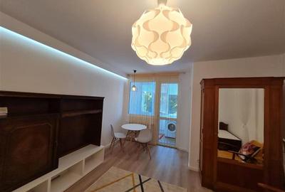 Garsoniera renovata, Piata Dacia, Bulevardul Victoriei, Brasov - 4