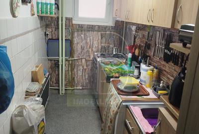 Garsoniera,Dristor,Ramnicul Sarat,bl.MIXT,reabilitat,et.1/10,DECOMANDATA,Stradal - 7