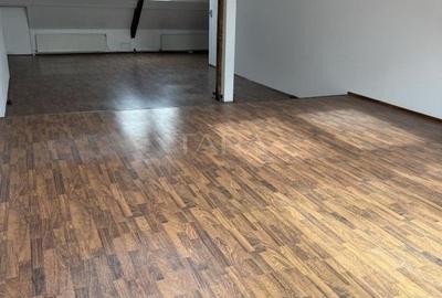 Apartament de vânzare cu 4 camere in zona Ultracentrala - 3