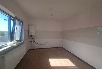 Casă individuală cu 3 camere, la cheie, într-o zonă liniștită - 18