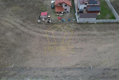 Teren Construcții intravilan de 610 mp, în Remetea Mare