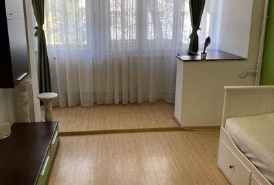 Apartament Dristor, stradal, 5 minute de metrou, mobilat si utilat complet