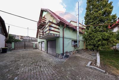 Casa si Spatiu comercial  în zona Centrala Secele - 5