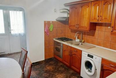 GIROCULUI - 3 CAM - 2 BAI - BOXA - 2 BALCOANE - PARTER INALT - ZONA LINISTITA - 5