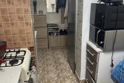 Apartament cu 2 camere, etajul 2/4, zona Pacurari - 4