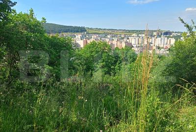 Teren Construcții intravilan de 440 mp, în Tudor