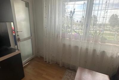 Proprietar vand apartament 4 camere - 2