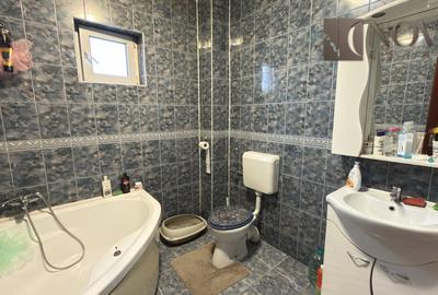 Casa Multifamiliala 8 camere 9 minute Metrou Aparatorii Patriei - 13