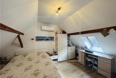 Casa de vanzare in Sibiu - Cisnadioara - 5 camere si 4 bai - - 28