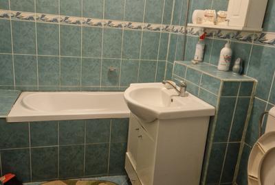 Apartament 3 camere zona Industriala , etaj 4 cu sarpanta ,decomandat - 5