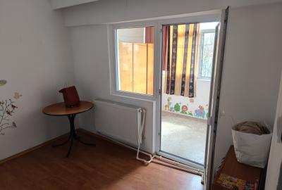 Apartament 3 camere decomandate,centrala gaz,scoala 27 etaj 3, Dacia. - 4