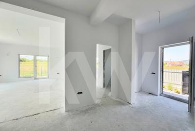Casă de Vânzare în Cristian, Sibiu - 4 Camere, 2 Terase, Teren 486 - 10