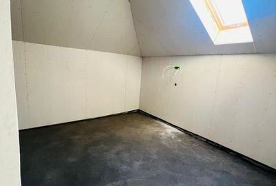 Casa finisata la cheie cu 5 camere in localitatea Santandrei - 9