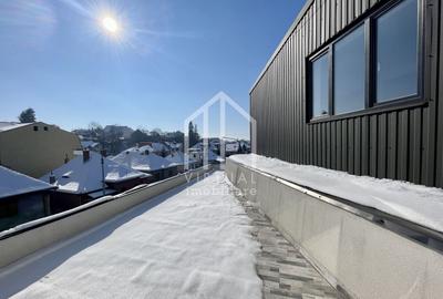Spatiu comercial cu 8 camere, 5 bai, terasa - zona Centrala - 30