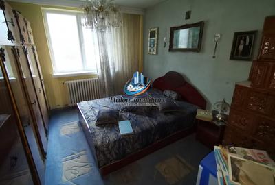 Apartament 4 camere semidecomandat, 2 bai, zona Spital Piatra Neamt - 1
