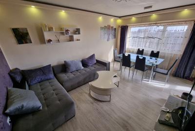 Apartament 3 camere decomandat zona Tomis Nord (Brotacei) - 1