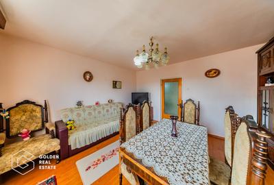 Apartament cu 4 camere decomandat în Miorița