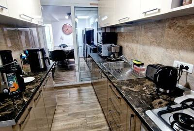 Casă parter 4 camere renovată, mobilată și utilată – zona Medeea - 10