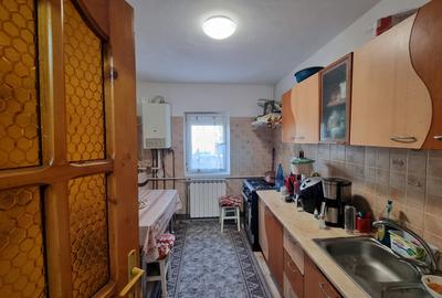 Piata Mioritei- Scoala Mihai Dragan- 2 camere- mobilat-utilat - 3