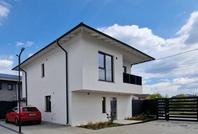 Casă individuală cu 4 camere în Odăi
