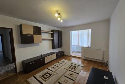 Apartament cu trei camere zona Negoiu Fagaras - 3
