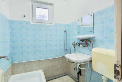 Apartament de vanzare cu 2 camere in Florilor pe str Aleea Mimozei nr 6 ,et 1/4 - 9