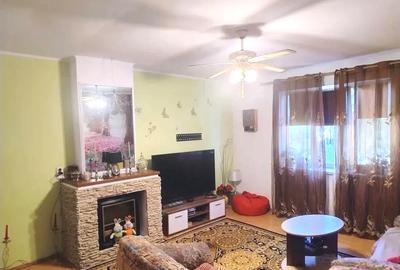 Vanzare Casa 5 camere Nefinisata cu 930 mp teren strada asfaltata CETATE - 2