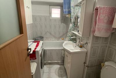 Apartament 2 camere decomandat Pacurari etajul 1 - 7