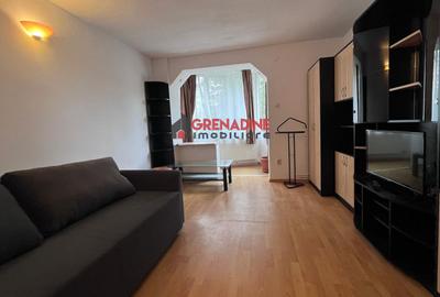 Apartament cu 2 camere decomandat în Calea București