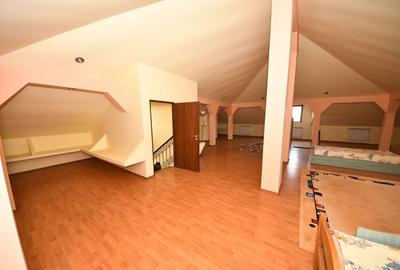 Vila spatioasa, pretabil pentru locuit/clinica, zona Micro 17 – Galati - 27