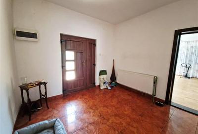 CASA P +E , 5 camere -Cosoveni - 12