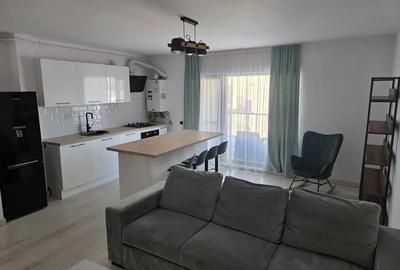 Apartament cu 2 camere semidecomandat, mobilat în Florești