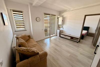 Apartament cu 3 camere semidecomandat, mobilat în Iris