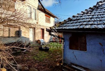 Casa 330 mp + teren 777 mp Sebis 9 camere ,vedere panoramica - 8