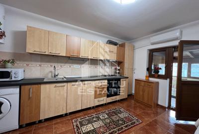 Casa individuala  cu 3 camere , pe parter , curte ,in Giroc - 3