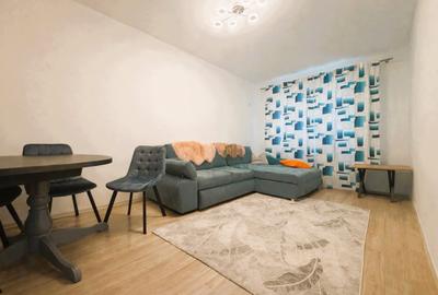 Apartament cu 3 camere decomandat, mobilat în Central