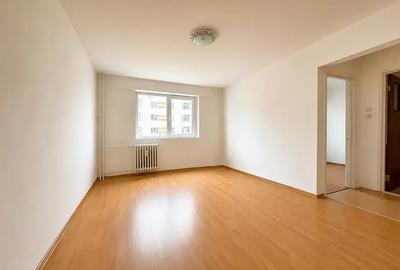 Apartament cu 2 camere semidecomandat, mobilat în Pantelimon