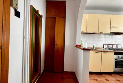 Inchiriez 2 camere langa Piata Victoriei 400 euro - 2
