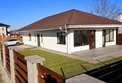 Casă individuală cu 5 camere în Corbeanca