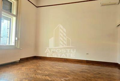 Spatiu comercial 102 mp - 4