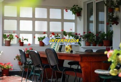 Casa superba de vanzare cu 8 camere in Alba Iulia zona Centrala - 12