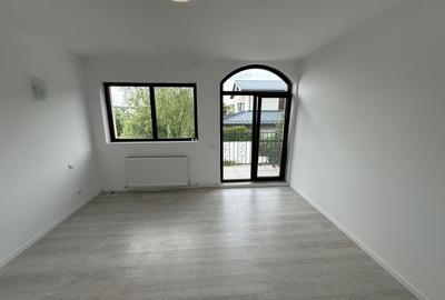 Vila 4 camere cu arhitectura deosebita langa pădure in Corbeanca ! - 11
