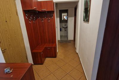 Iancului-Pantelimon,3 camere etaj 2, bloc 1979 - 3