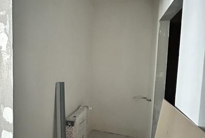 Spatiu comercial semifinisat 62 mp utili plus 20mp terasa Borhanci - 8