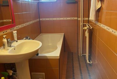 Apartament 2 Camere,Unirii, Metrou,bl.1996,DECOMANDAT,Amenajat,3 balcoane - 12
